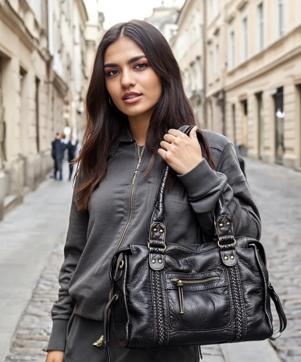 Περισσότεροι από 4.382 άνθρωποι συστήνουν το Rachel!